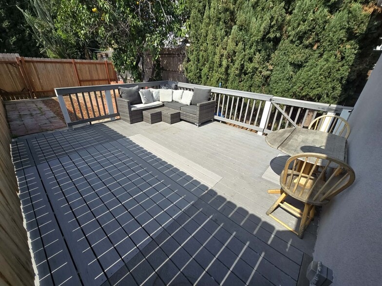 Building Photo - 4239 Montalvo St