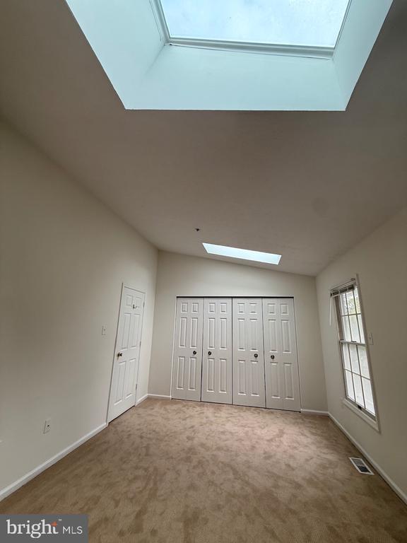Building Photo - 17901 Cottonwood Terrace