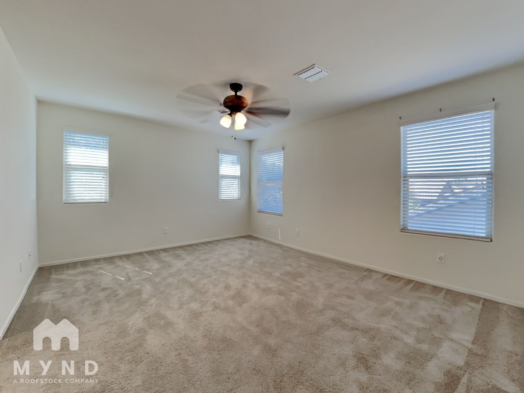 Building Photo - 11678 N 166th Dr