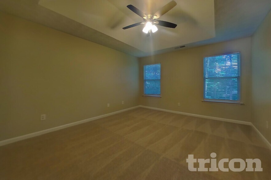 Building Photo - 1101 Tuscany Cir SW