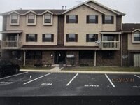Building Photo - 353 S Whispering Hills Dr