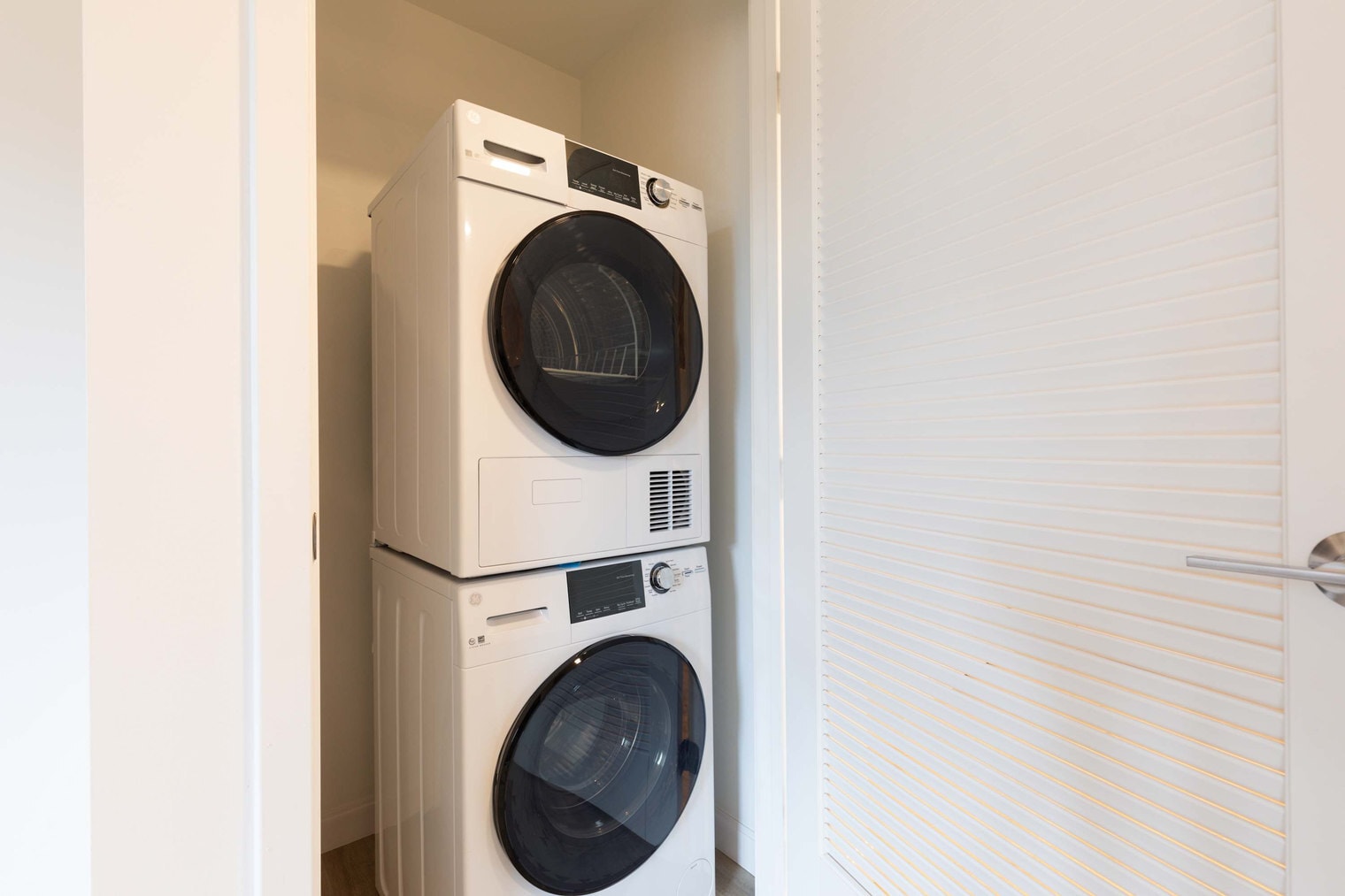 Building Photo - 60 Kilmarnock St