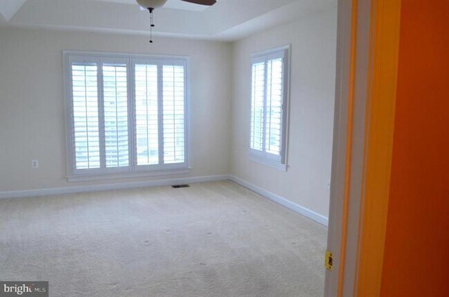Building Photo - 13626 Venturi Ln