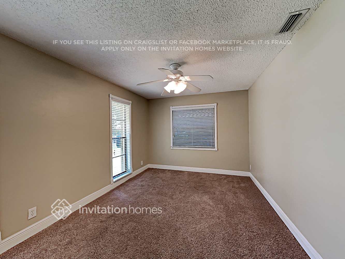 Building Photo - 9841 NW 10th Ct