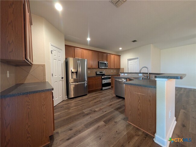 Building Photo - 349 Placid Meadow
