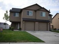 Building Photo - l802-l804