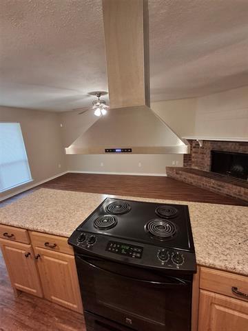 Building Photo - 510 Cumberland Dr