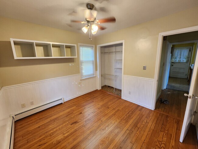 Building Photo - 203 Consaul Rd