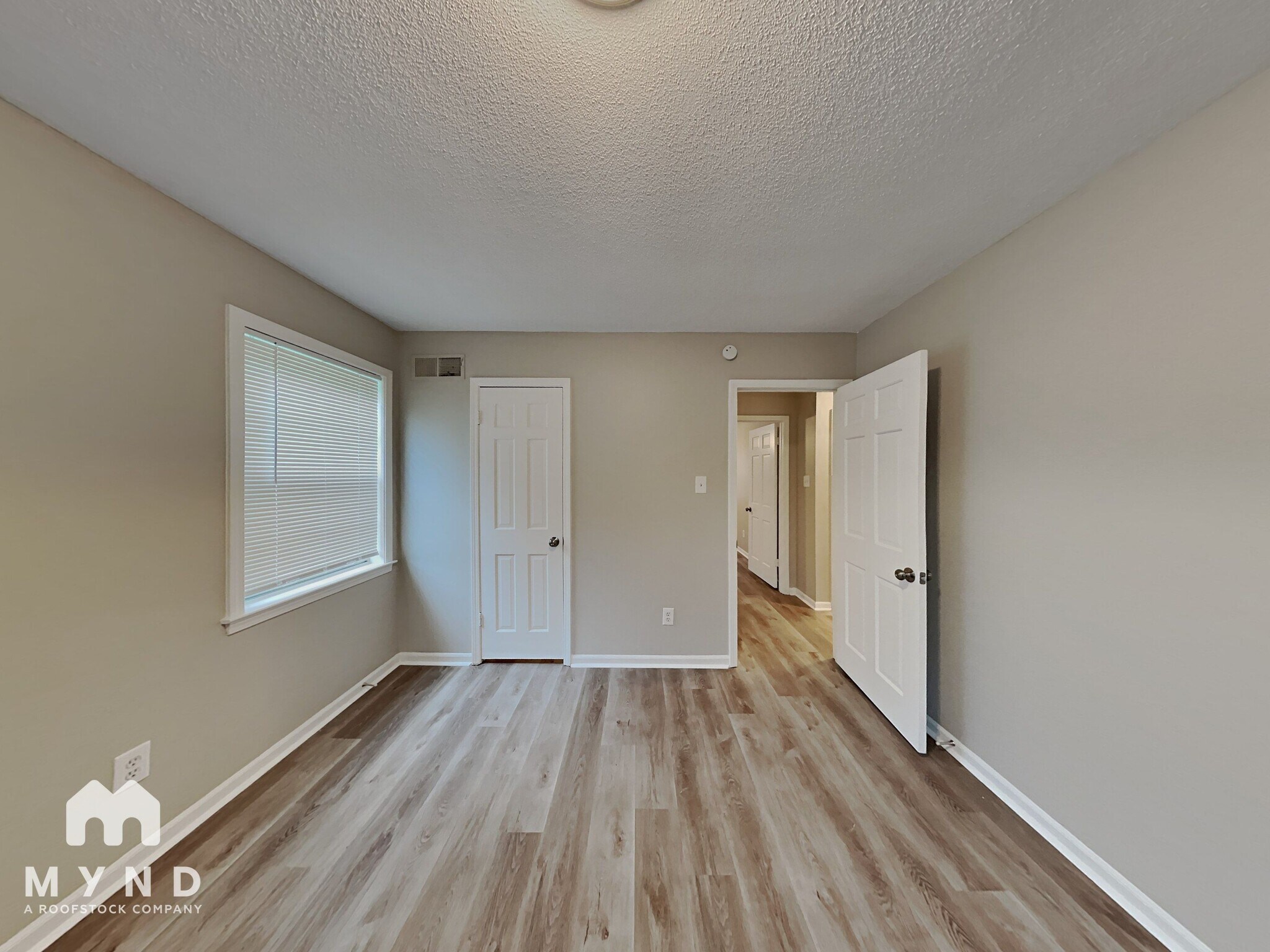 Building Photo - 6082 Belle Grove Cove N