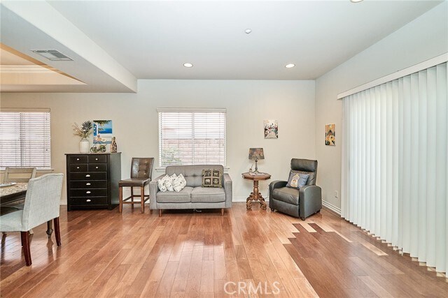 Building Photo - 1018 La Cadena Ave