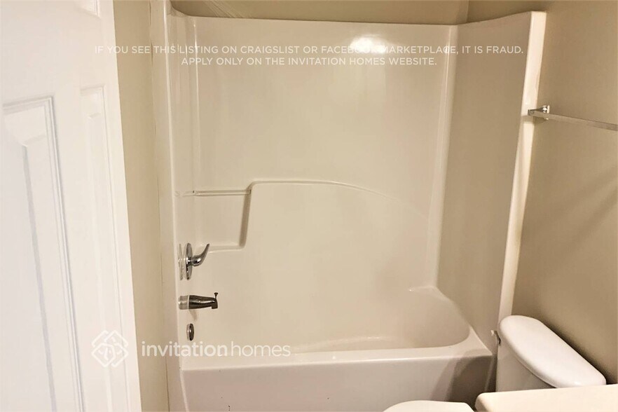 Building Photo - 5787 Blacktop Ct