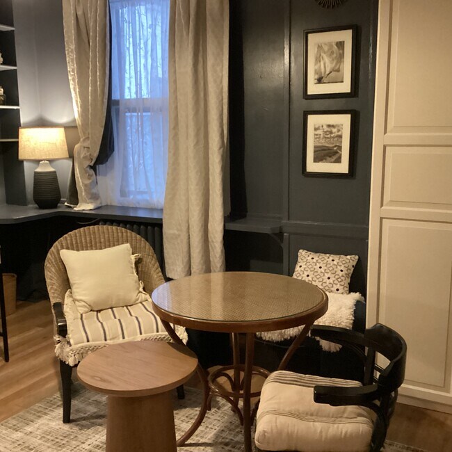 Building Photo - 21 Beacon St