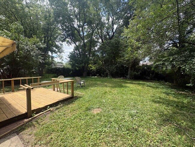 Building Photo - 3938 Downes Dr