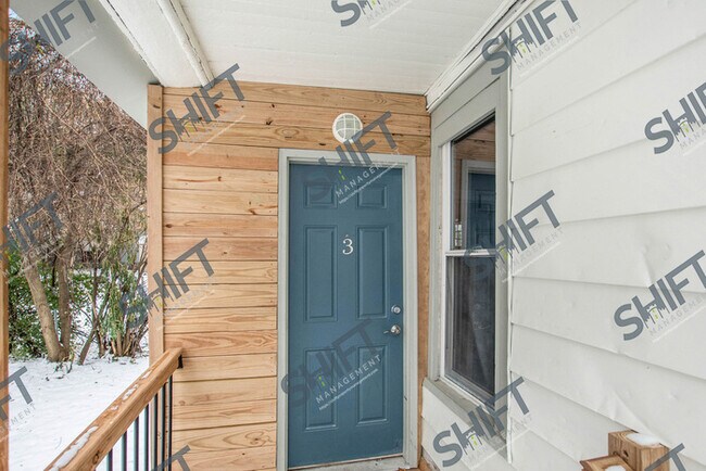 Building Photo - 214 Lexington #3: BEAUTIFUL updated three ...