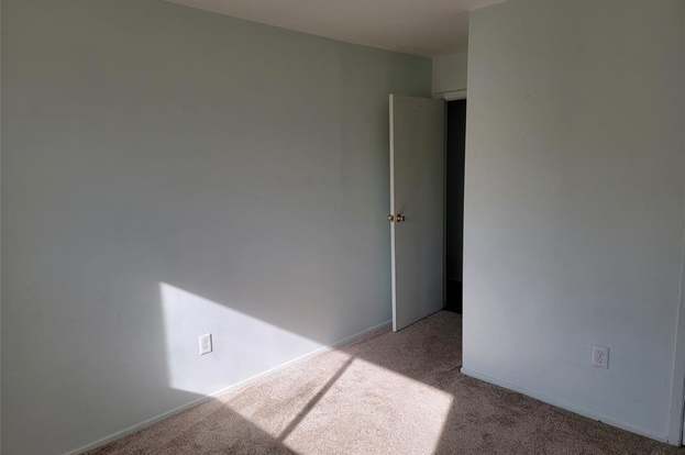 Building Photo - 257 Austin St