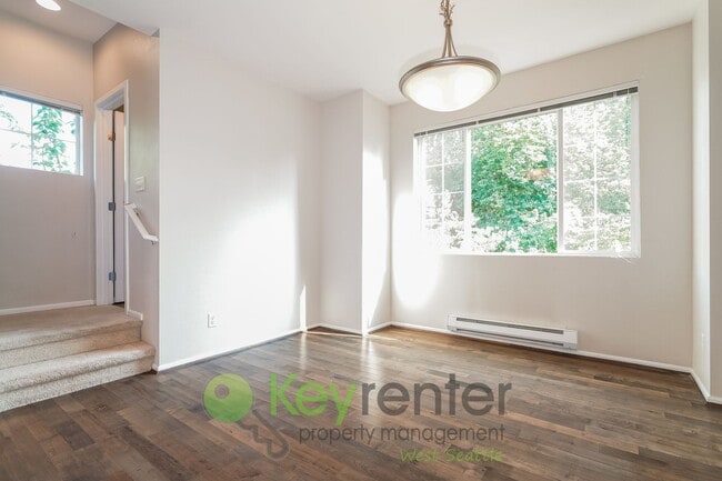Building Photo - Luxury 3-Bedroom with Private Outdoor Retreat