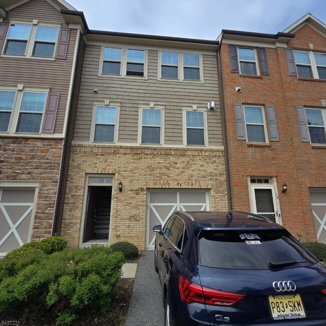 Building Photo - 76 Albert Ct