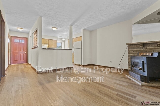 Building Photo - 3186 Beaver Creek Dr