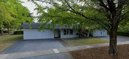 Building Photo - 7752 SW 106th St