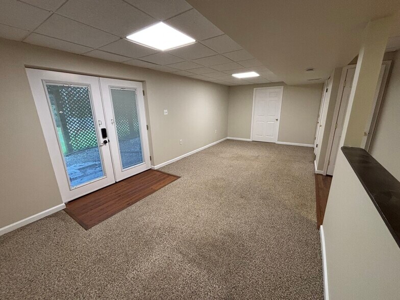 Building Photo - 136 Bayscape Dr