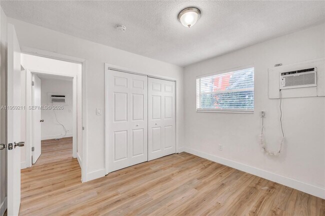 Building Photo - 668 NW 31st St