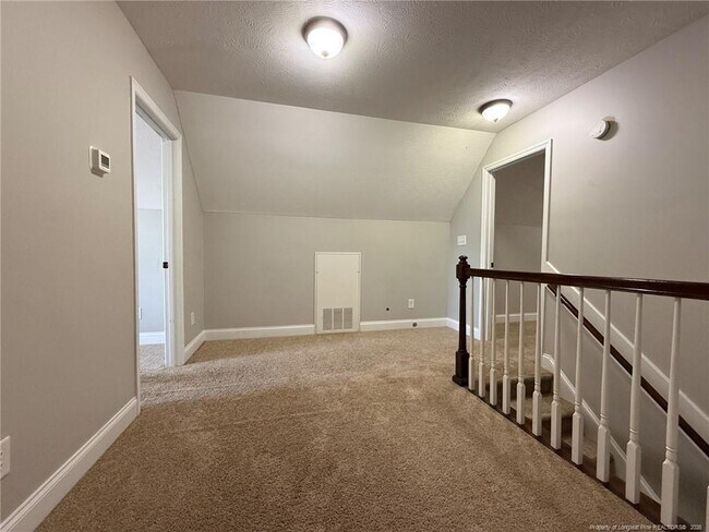 Building Photo - 4033 Des Planes Ave