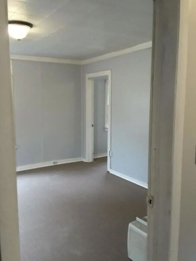 Building Photo - 3 Bedroom 1 bathroom House in Spartanburg SC