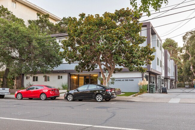 Building Photo - 710 Laurel Ave