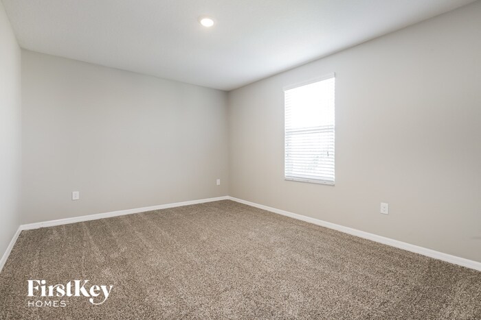 Building Photo - 17114 White Mangrove Dr