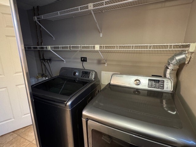 Building Photo - 1124 Holly Ct