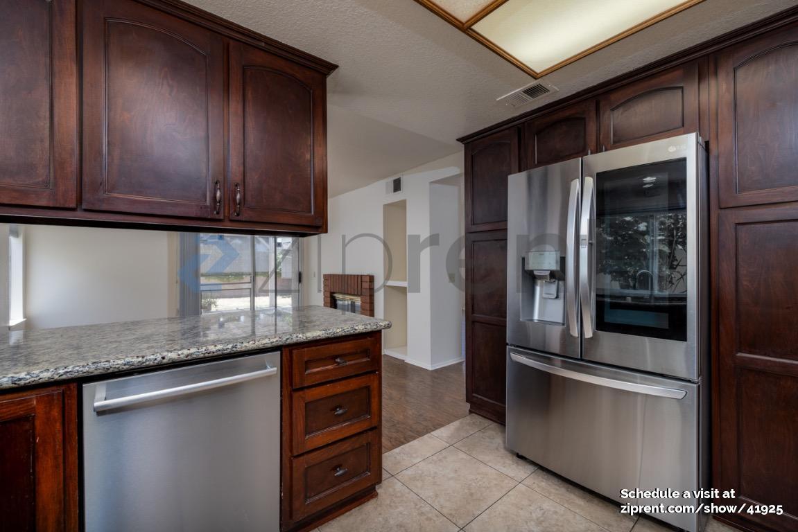Building Photo - 11358 Havstad Dr