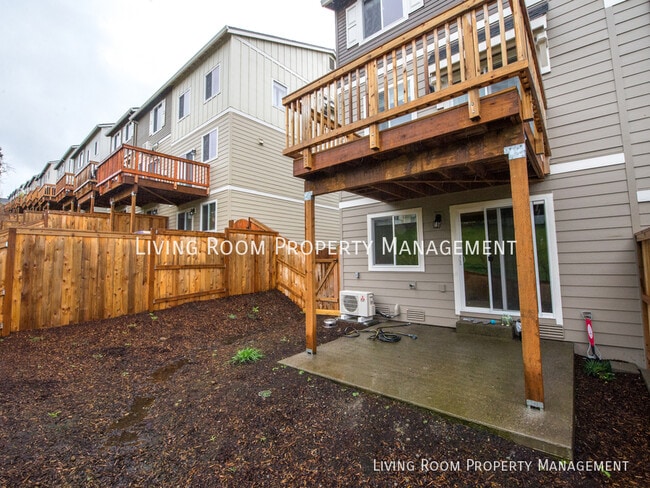 Building Photo - 12963 SE 155th Ave