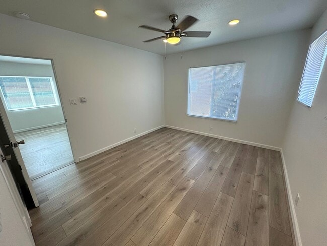 Building Photo - 453-457 Hurst Ave