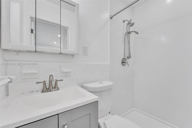 Building Photo - 4917 SW 43rd Terrace