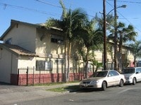 Building Photo - Compton Apts