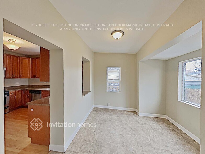 Building Photo - 1302 Elmwood Ave