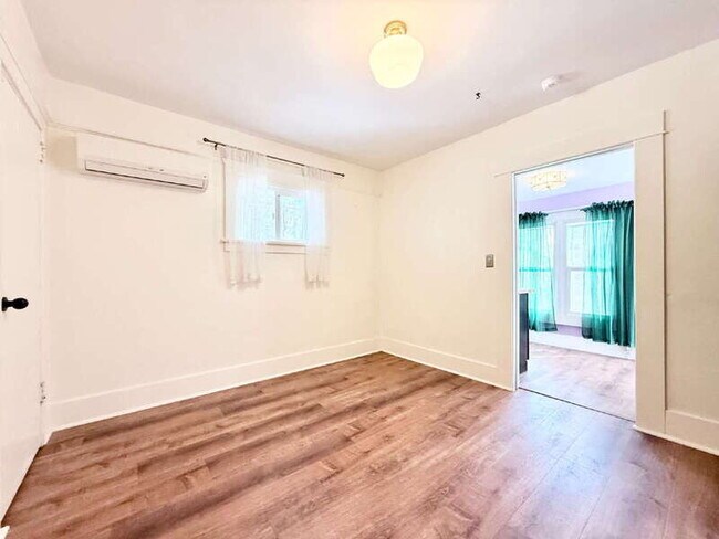 Building Photo - 4187 Denker Ave
