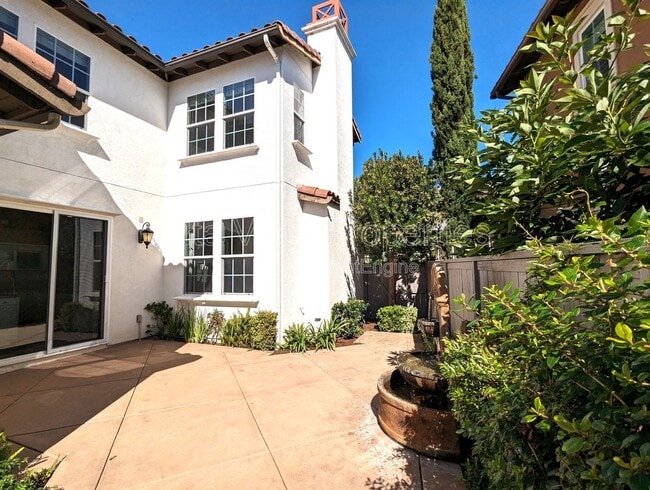 Building Photo - 8421 Kern Crescent