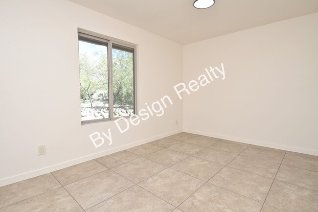 Building Photo - Modern Foothills Retreat with Stunning Mountain Views