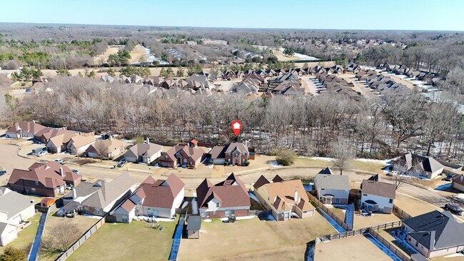 Building Photo - 7911 Pinefrost Ln