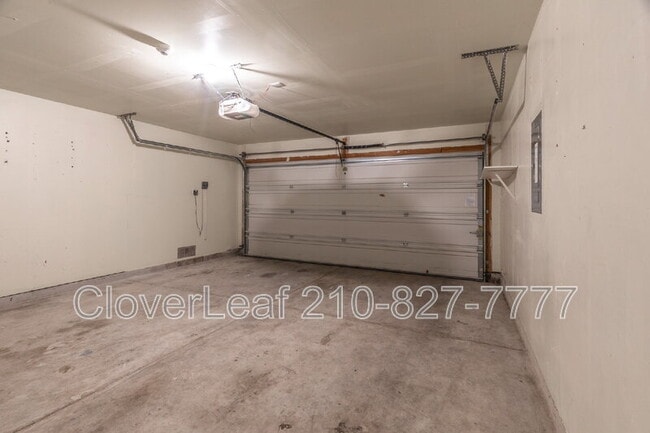 Building Photo - 11710 Wayward Daisy