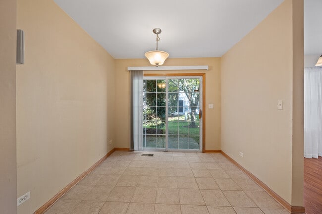 Building Photo - 2774 Borkshire Ln