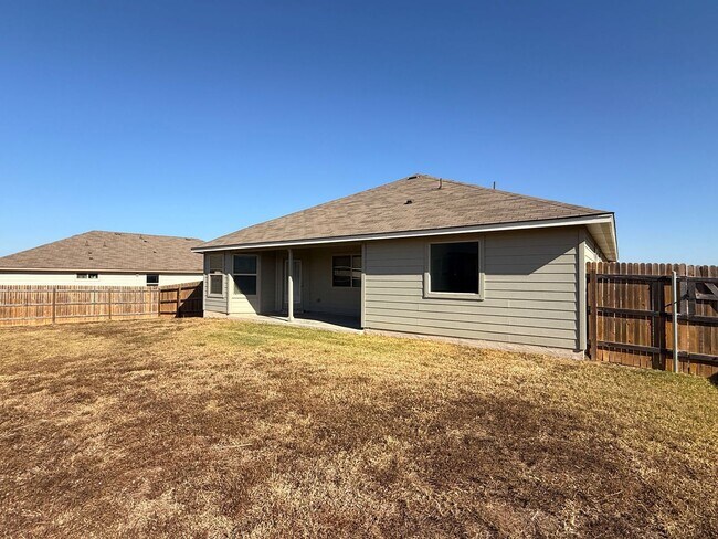 Building Photo - NEW IN MANAGEMENT - AVAILABLE NOW!