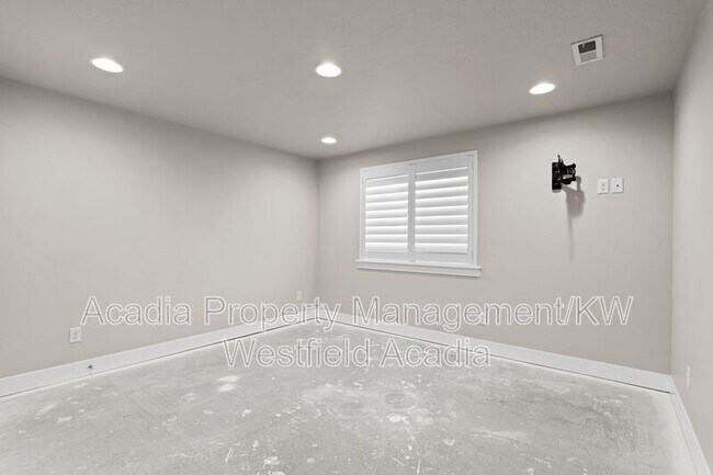 Building Photo - 1457 S Canyon View Dr