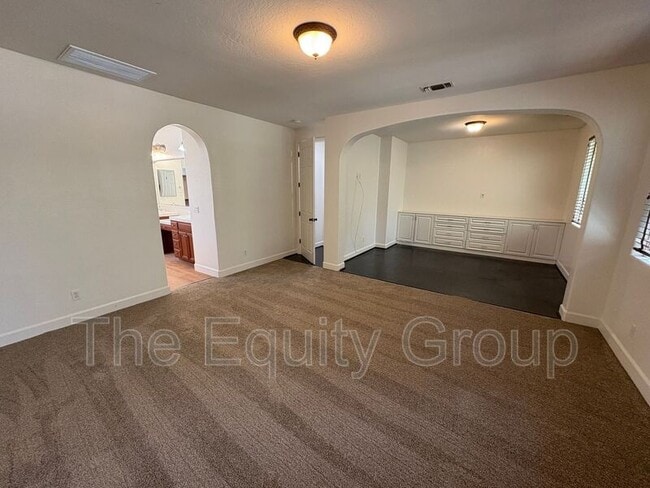 Building Photo - 3047 W Harold Ct
