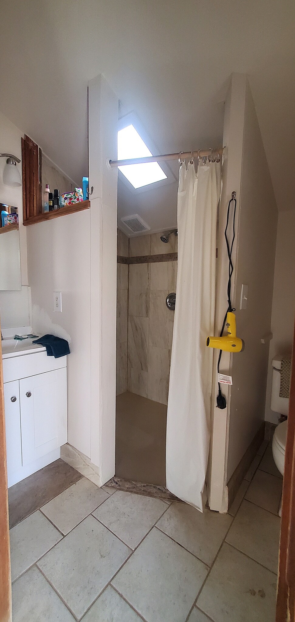 Building Photo - 541 W Palo Verde Ave