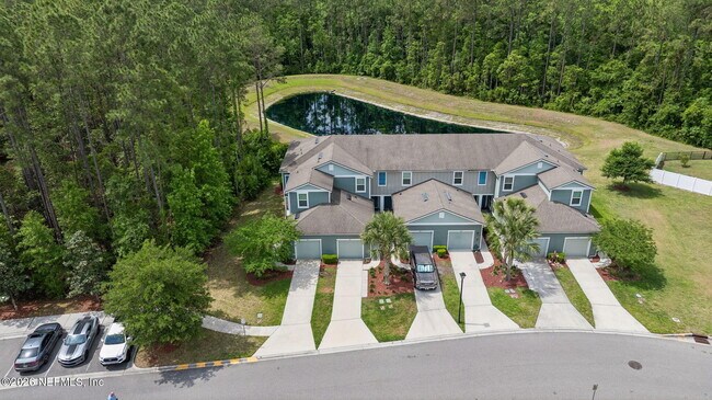 Building Photo - 470 Servia Dr