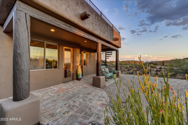 Building Photo - 10989 E Taos Dr