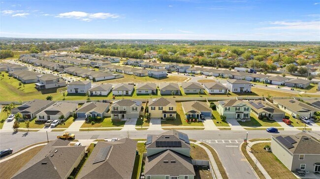 Building Photo - 740 Simone Ct