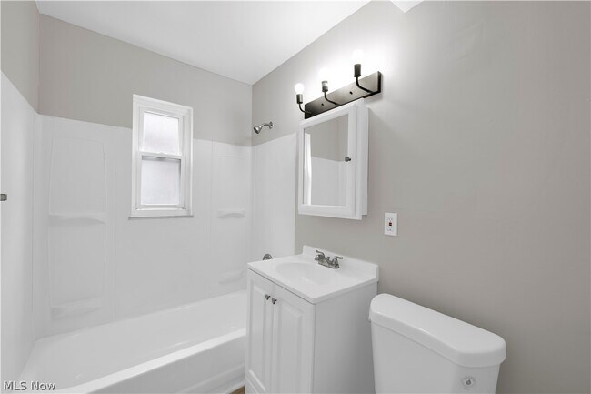 Building Photo - 5208 Lee Rd